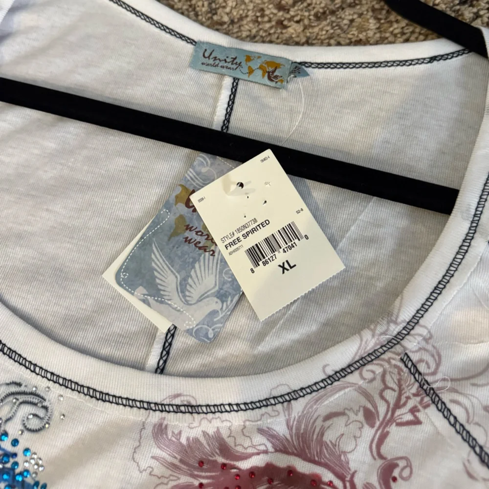 Unity World Wear XL patriotic tee - Picture 3 of 6